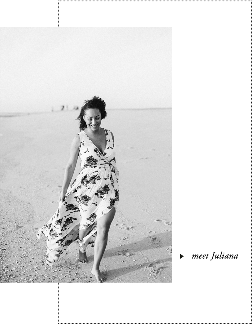 Beachside Elegancein Monochrome