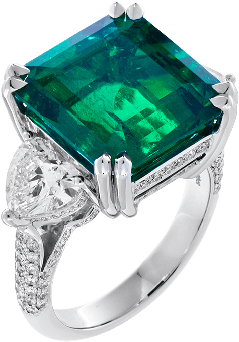 Elegant Emerald Diamond Ring