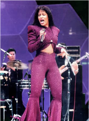 Selena Quintanilla Performingon Stage