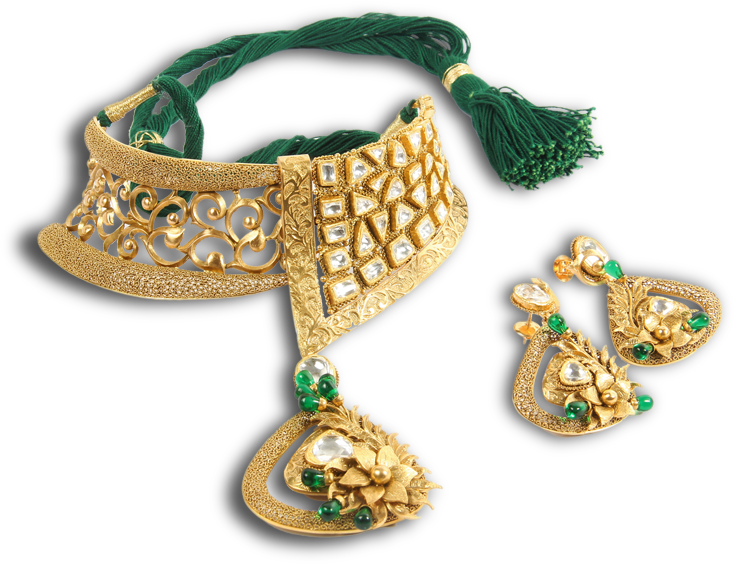 Gold Green Emerald Jewelry Set PNG image