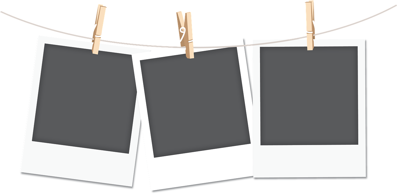 Hanging Blank Polaroids PNG image