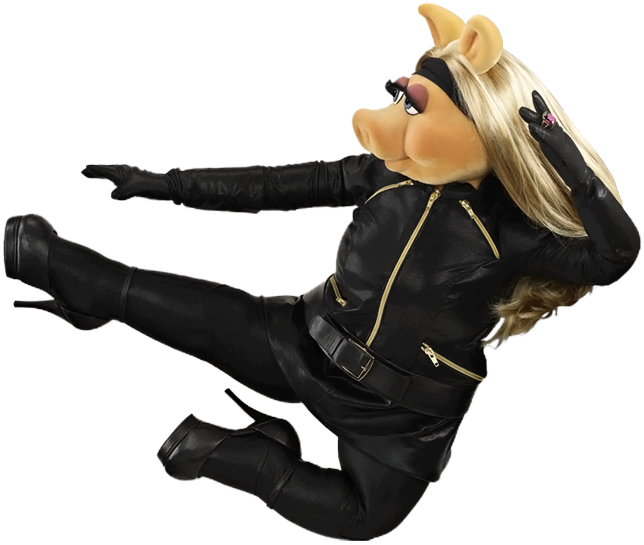 Miss Piggy Action Pose PNG image