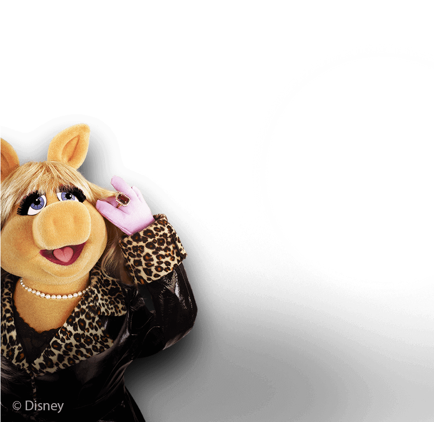 Miss Piggy Fashion Pose PNG image