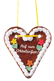 Oktoberfest Gingerbread Heart Pendant PNG image