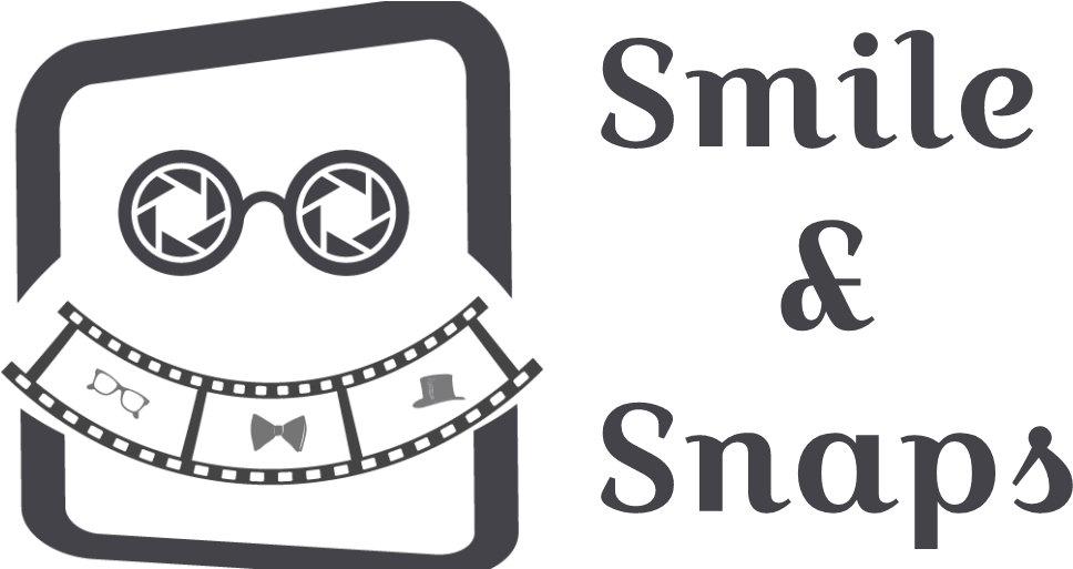 Photobooth Logo Smileand Snaps PNG image