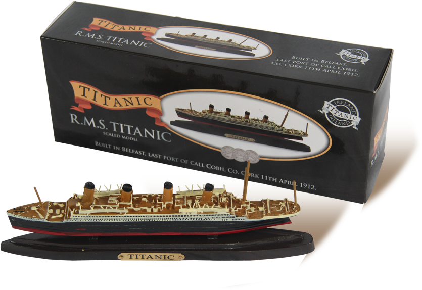 R M S Titanic Scaled Model Replica PNG image