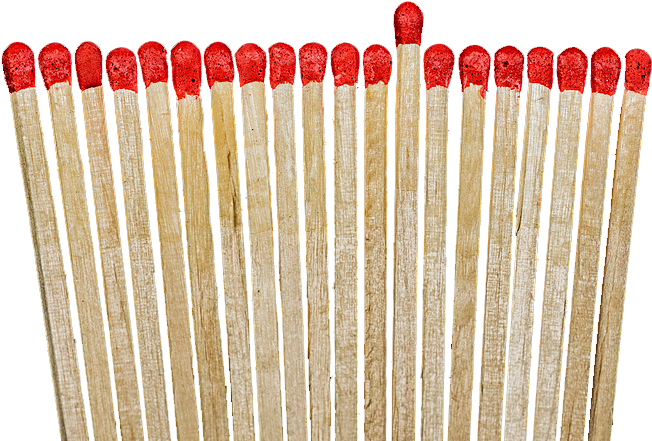 Rowof Red Matchsticks PNG image
