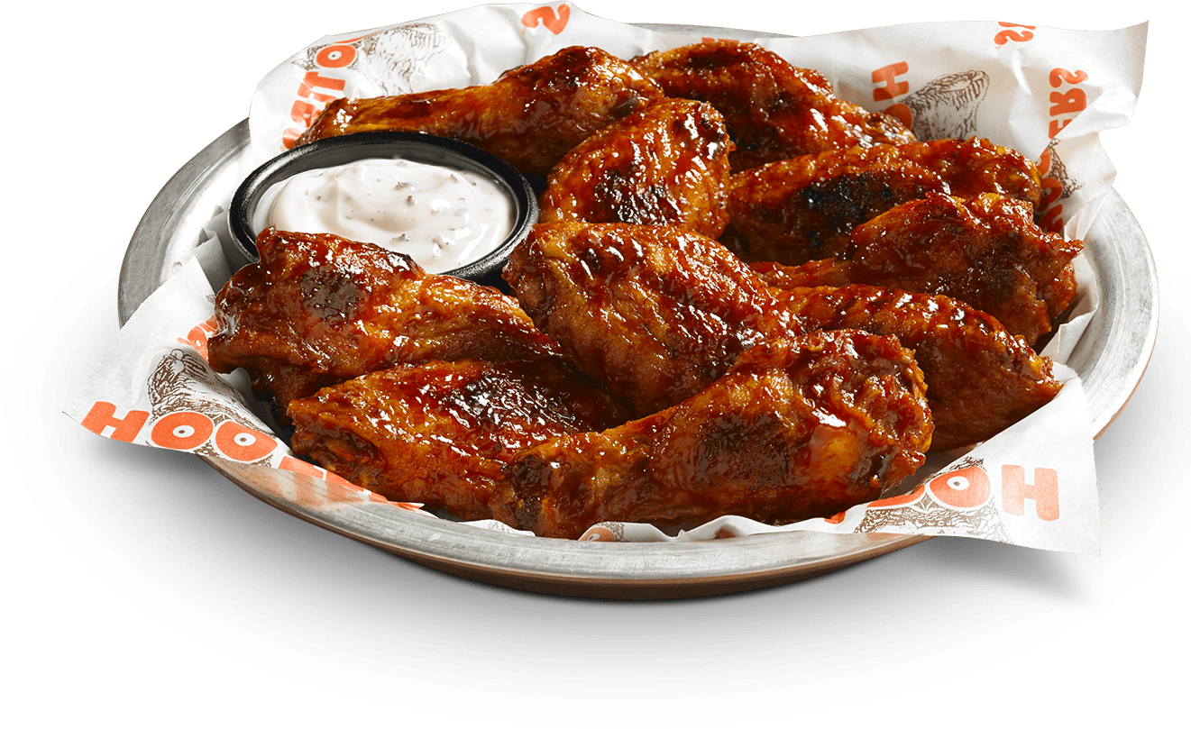 Saucy_ Chicken_ Wings_with_ Dip PNG image