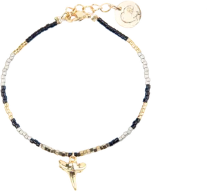 Elegant_ Shark_ Tooth_ Necklace