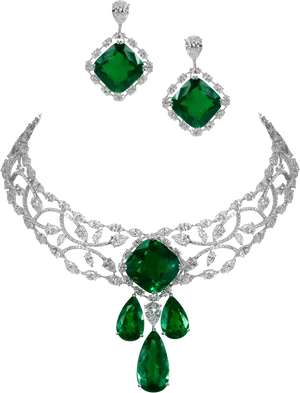Emeraldand Diamond Jewelry Set PNG image