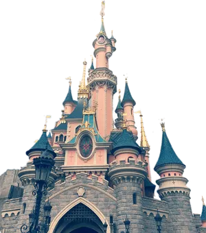 Enchanted_ Fairytale_ Castle_ Silhouette.png PNG