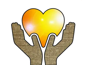 Glowing Heart Heldin Hands PNG image