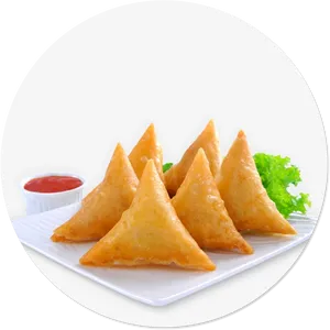Golden Triangle Samosaswith Dipping Sauce PNG image