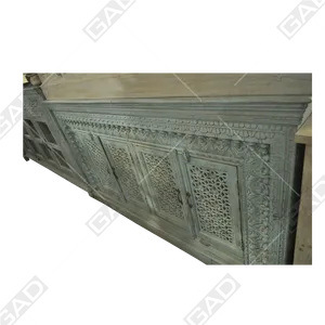 Intricate Wooden Lattice Work PNG image