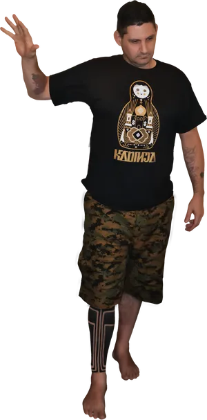 Manin Black Tshirtand Camo Shorts PNG image