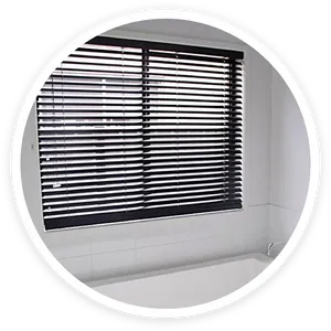 Round Window With Blinds