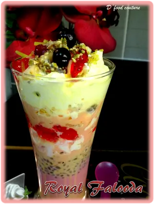 Royal Falooda Dessert Glass PNG image