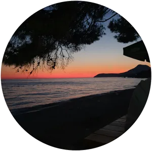 Seaside_ Sunset_ Silhouette PNG