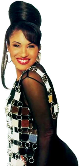 Selena Quintanilla Smilingin Metallic Outfit PNG image