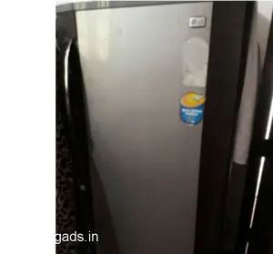 Single Door Refrigeratorwith Magnet PNG image